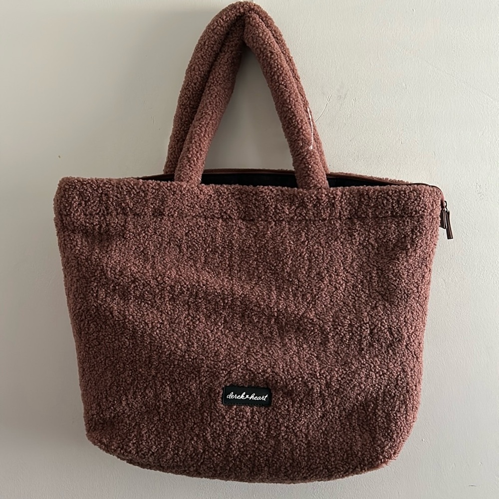Derek Heart Mauve Teddy Bag